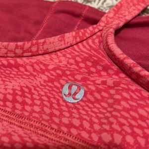 Lululemon sports bra!